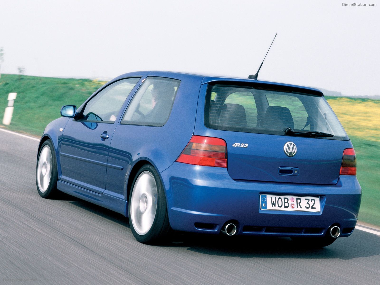 Volkswagen Golf IV R32